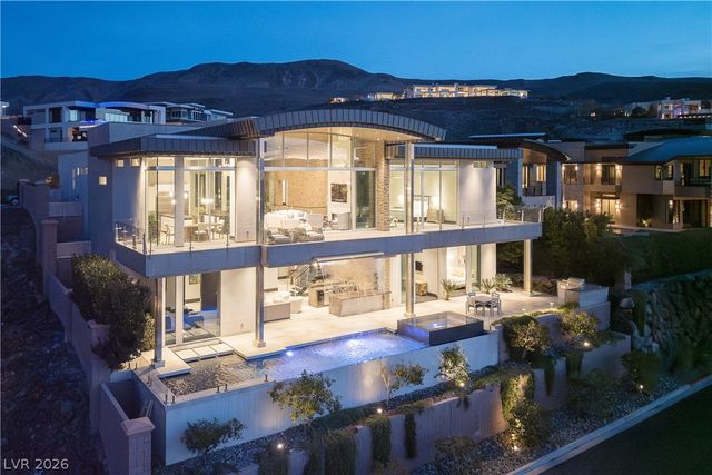 677 Tranquil Rim Court, Henderson, NV 89012