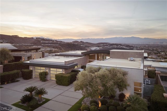 677 Tranquil Rim Court, Henderson, NV 89012