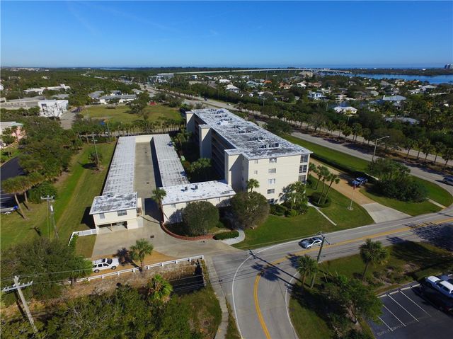 2333 Indian River Boulevard 401, Vero Beach, FL 32960
