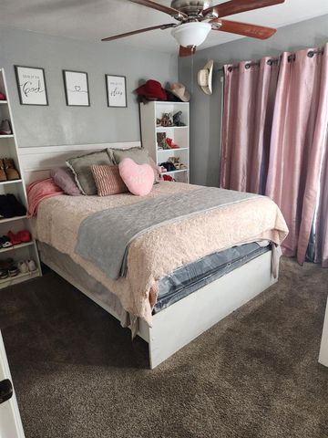 4935 E Kerckhoff Avenue, Fresno, CA 93727