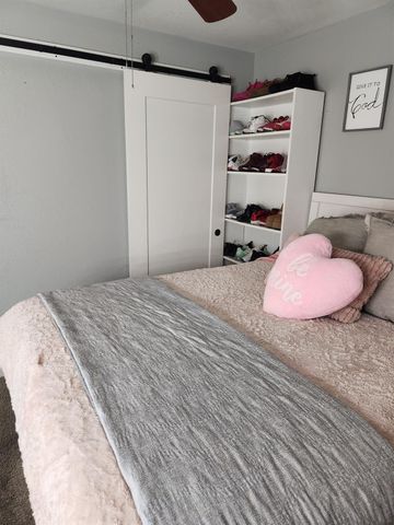 4935 E Kerckhoff Avenue, Fresno, CA 93727