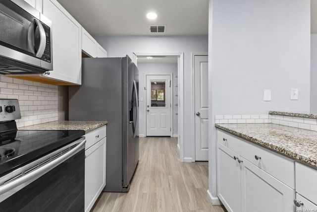 7422 PRESTON TRL, San Antonio, TX 78244