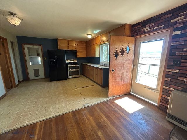 135 Mt Highway 2 E, Whitehall, MT 59759