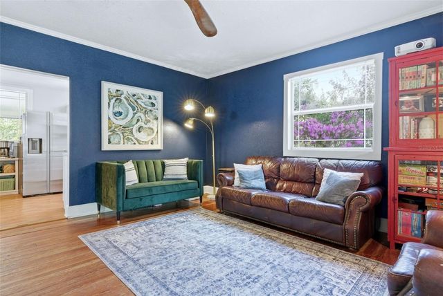 138 N KENTUCKY AVENUE, Deland, FL 32724