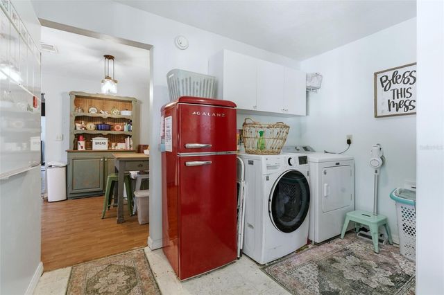 138 N KENTUCKY AVENUE, Deland, FL 32724