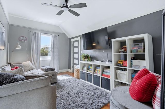 138 N KENTUCKY AVENUE, Deland, FL 32724