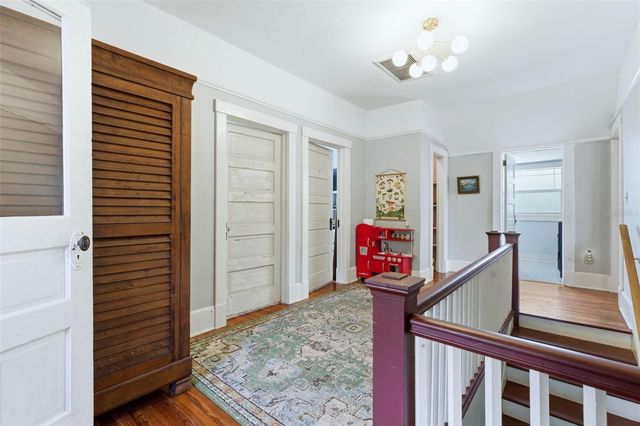 138 N KENTUCKY AVENUE, Deland, FL 32724