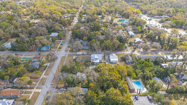 138 N KENTUCKY AVENUE, Deland, FL 32724