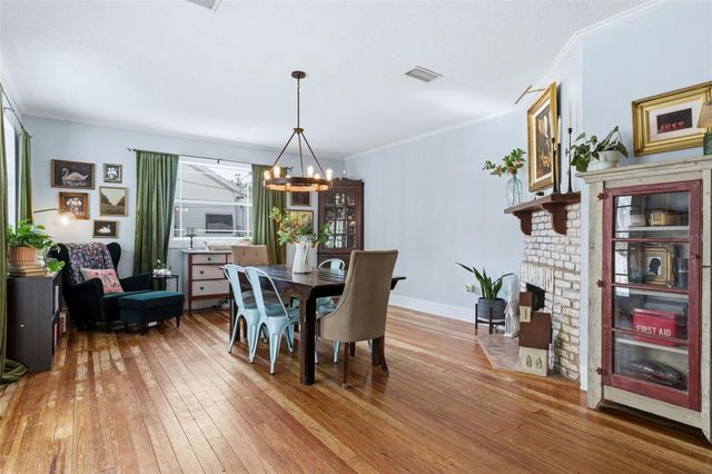 138 N KENTUCKY AVENUE, Deland, FL 32724