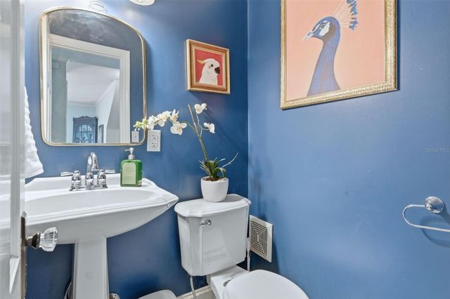 138 N KENTUCKY AVENUE, Deland, FL 32724