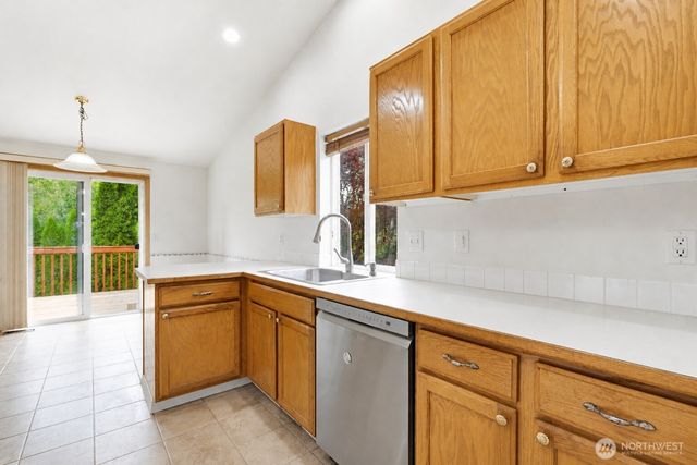 3011 12th Street Pl SW, Puyallup, WA 98373