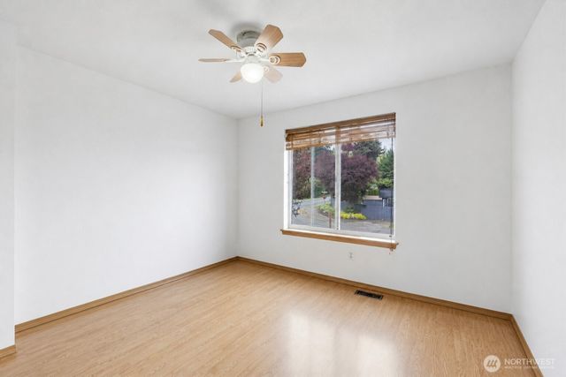 3011 12th Street Pl SW, Puyallup, WA 98373