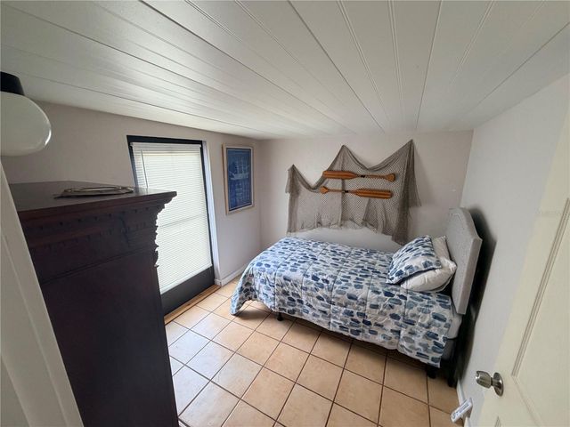 208 50TH AVENUE DRIVE E, Bradenton, FL 34203