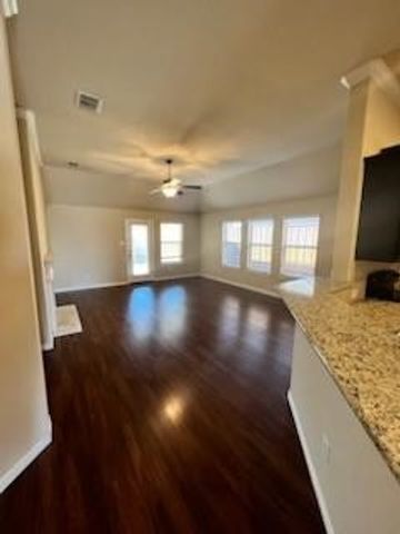 5908 Valley Haven Way, Fort Worth, TX 76244