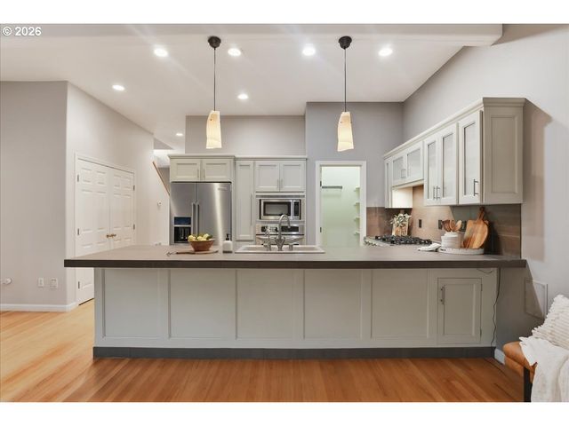 9623 Ne OAK VIEW Dr, Vancouver, WA 98662