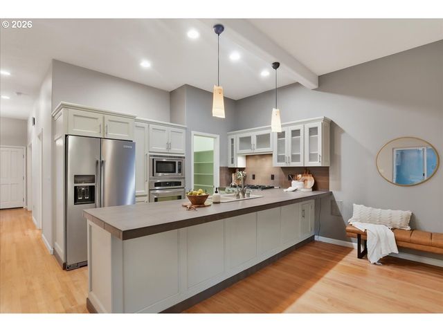 9623 Ne OAK VIEW Dr, Vancouver, WA 98662