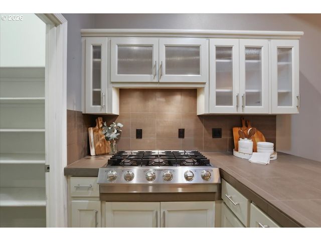 9623 Ne OAK VIEW Dr, Vancouver, WA 98662