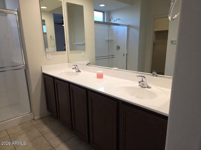 16416 W COTTONTAIL Lane, Surprise, AZ 85387