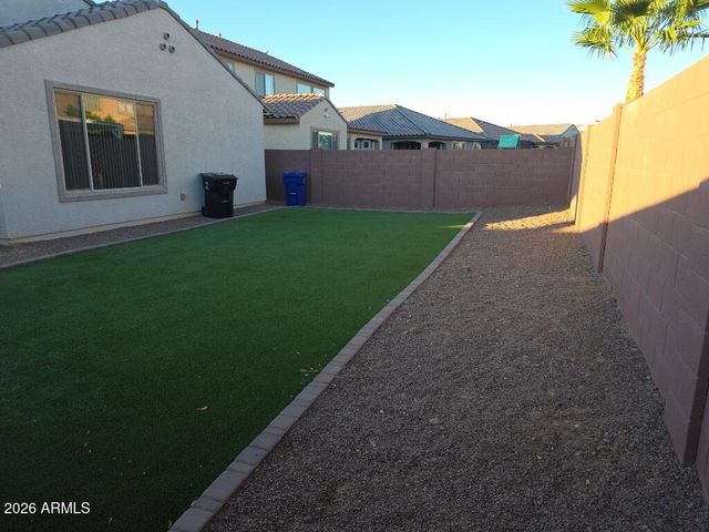 16416 W COTTONTAIL Lane, Surprise, AZ 85387