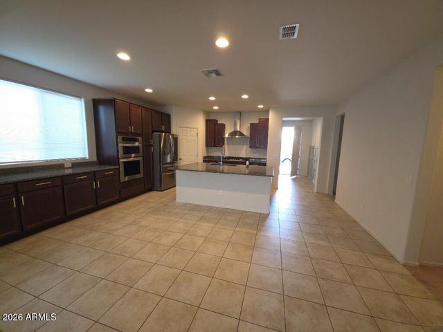16416 W COTTONTAIL Lane, Surprise, AZ 85387