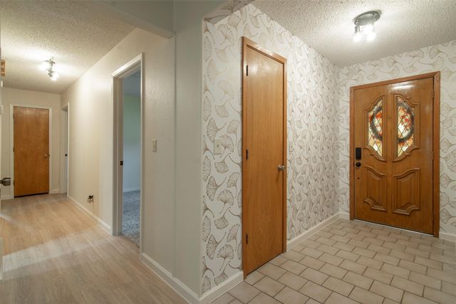 284 W San Antonio Street, Van Alstyne, TX 75495