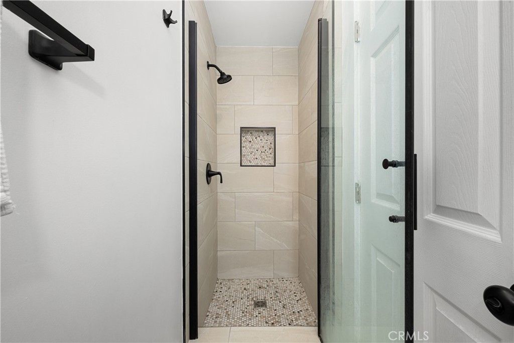 Image 21 of property listing at 11702 Rockwall, Lakewood, CA 90715