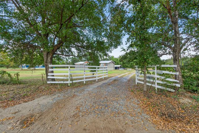10715 Bozeman Ferry Road, Midway, TX 75852