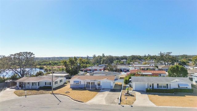 5032 PICTURE AVENUE, Holiday, FL 34690