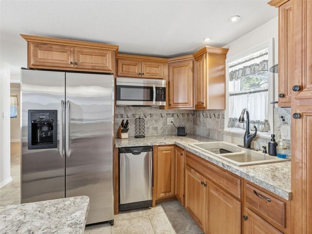 5032 PICTURE AVENUE, Holiday, FL 34690