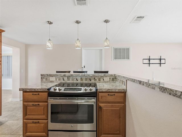 5032 PICTURE AVENUE, Holiday, FL 34690