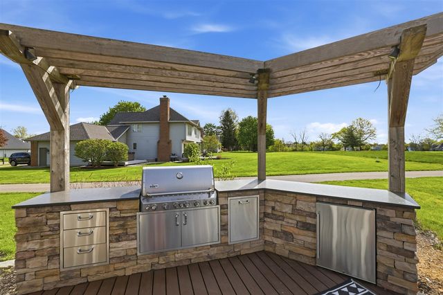 7355 Old Lantern Drive, Caledonia, MI 49316