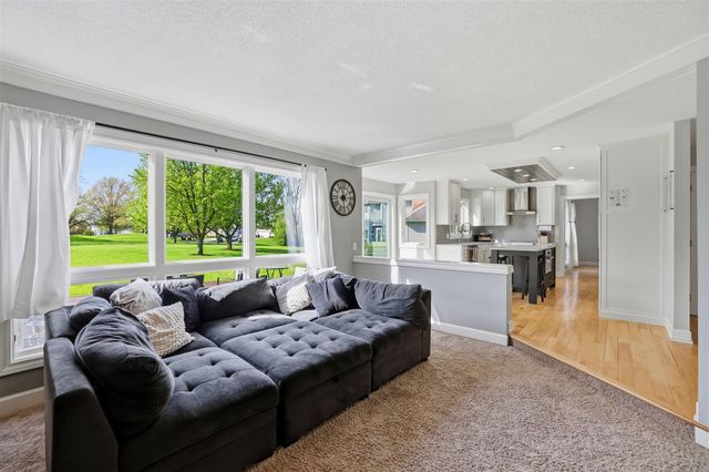 7355 Old Lantern Drive, Caledonia, MI 49316