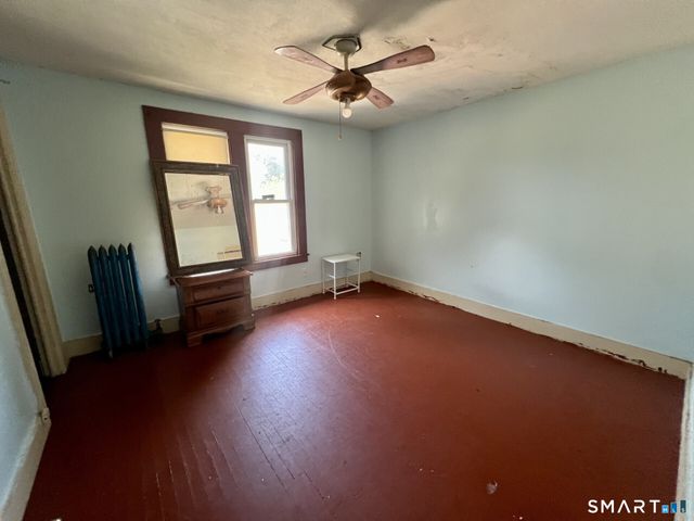240 Crystal Avenue, New London, CT 06320