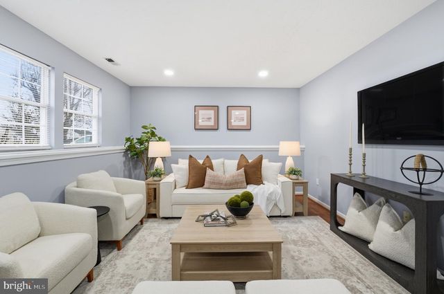 28 SUNRISE CT, Randallstown, MD 21133