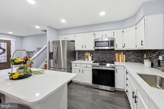 28 SUNRISE CT, Randallstown, MD 21133