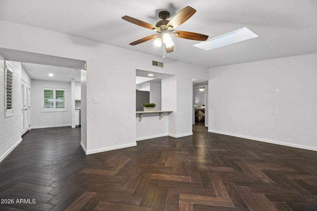 10750 W PEORIA Avenue, Sun City, AZ 85351 — photo 4