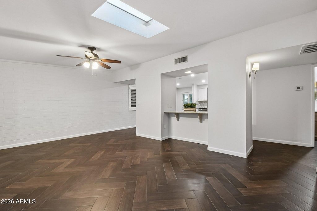 10750 W PEORIA Avenue, Sun City, AZ 85351 — photo 5