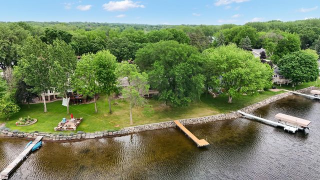 1303 Crystal Lake Road E, Burnsville, MN 55306