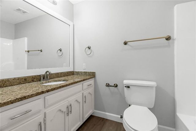 15901 Oakland Avenue, Belton, MO 64012