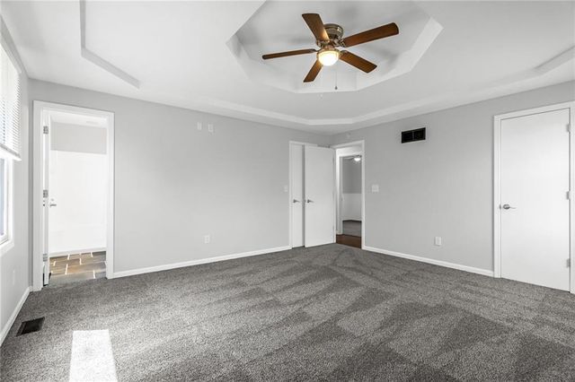 15901 Oakland Avenue, Belton, MO 64012