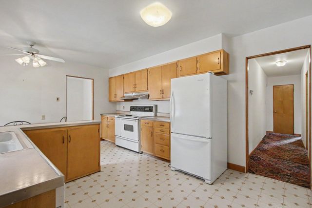 8510 Crestwood Avenue, Munster, IN 46321