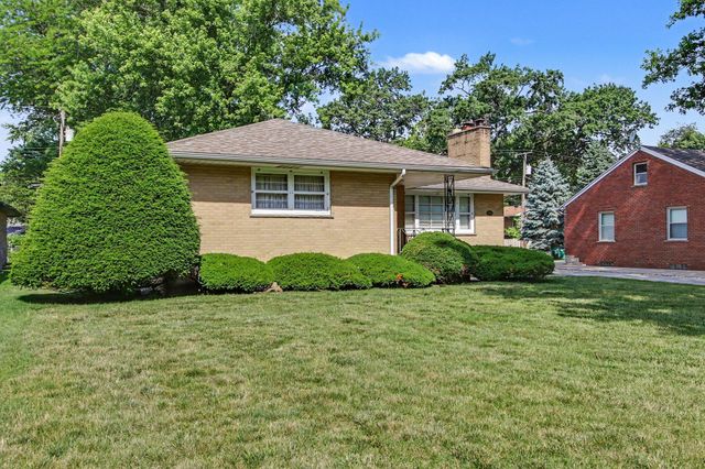 8510 Crestwood Avenue, Munster, IN 46321