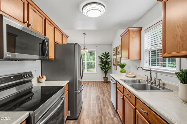 191 Duck Pond Lane, Clayton, NC 27520