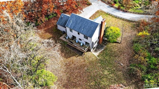 6589 Oak Hill Manor, Glen Carbon, IL 62034