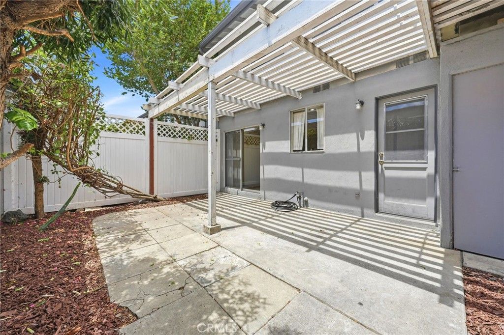 Image 21 of property listing at 1447 Sycamore, Tustin, CA 92780