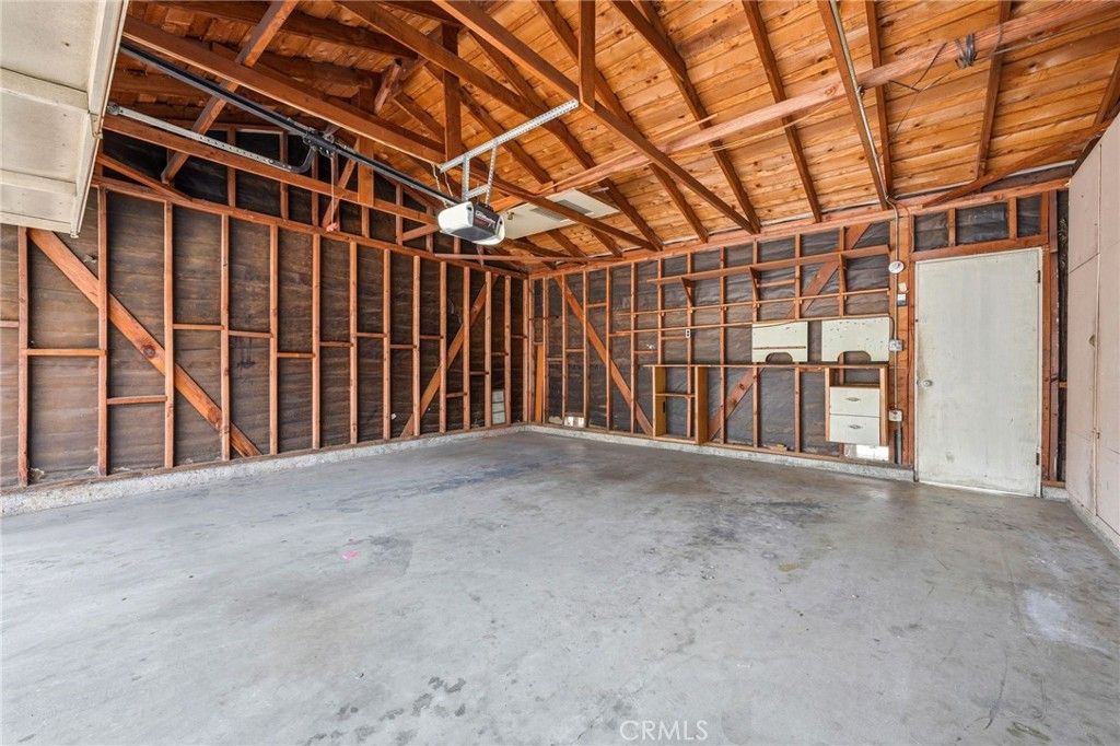 Image 31 of property listing at 1447 Sycamore, Tustin, CA 92780