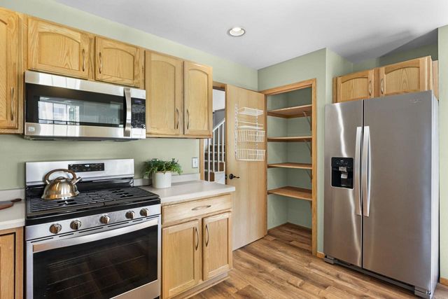 2234 Buckingham Road, Stoughton, WI 53589