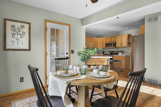 2234 Buckingham Road, Stoughton, WI 53589