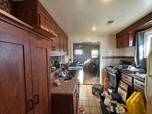 18524 Lyn Court, Homewood, IL 60430