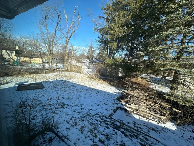 18524 Lyn Court, Homewood, IL 60430